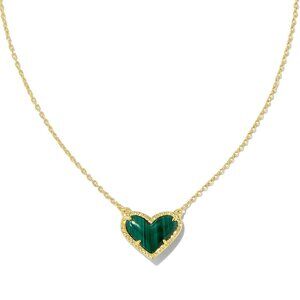Kendra Scott - Ari Heart Gold Pendant Necklace in Green Malachite Gift for Women